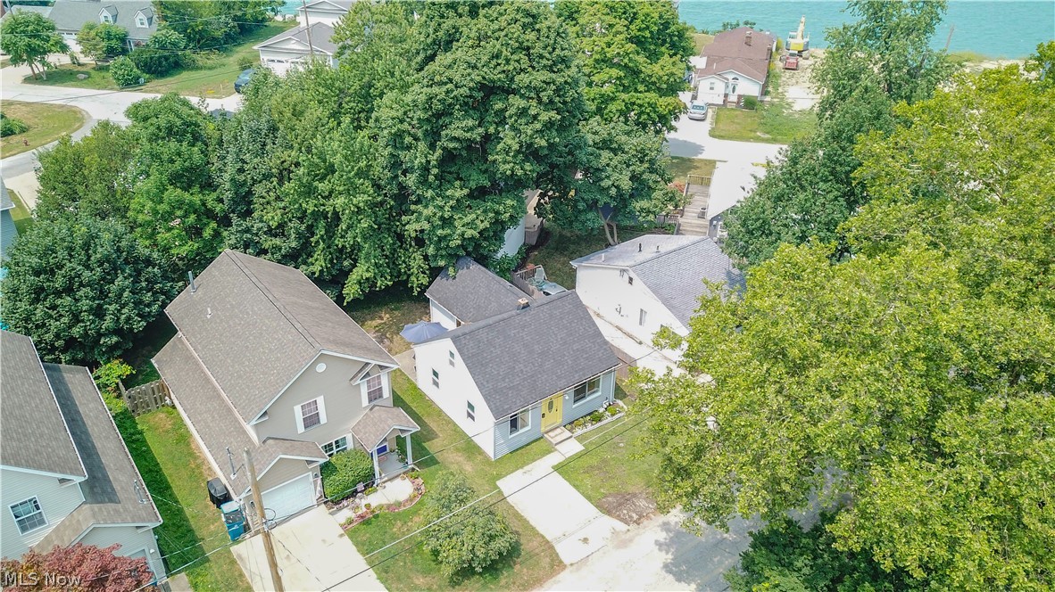 908 Hayes Avenue Willoughby OH 44094