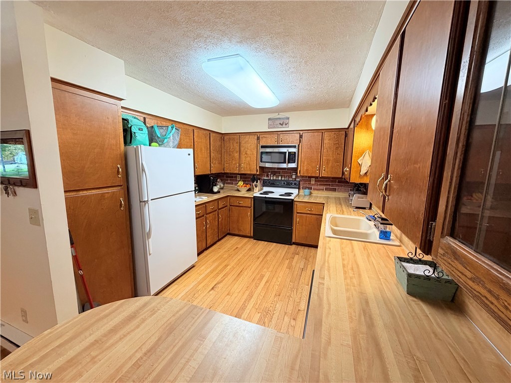 3770 Bradley Brownlee Road Cortland OH 44410