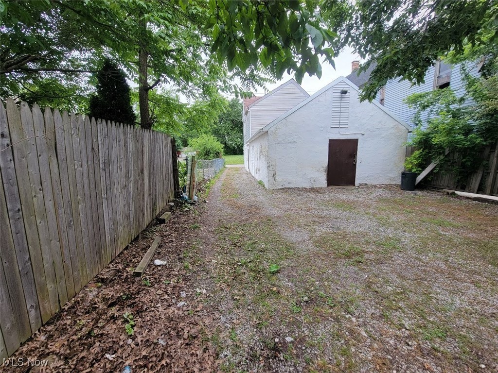 3633 E 78th Street Cleveland OH 44105