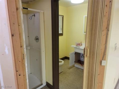 3633 E 78th Street Cleveland OH 44105