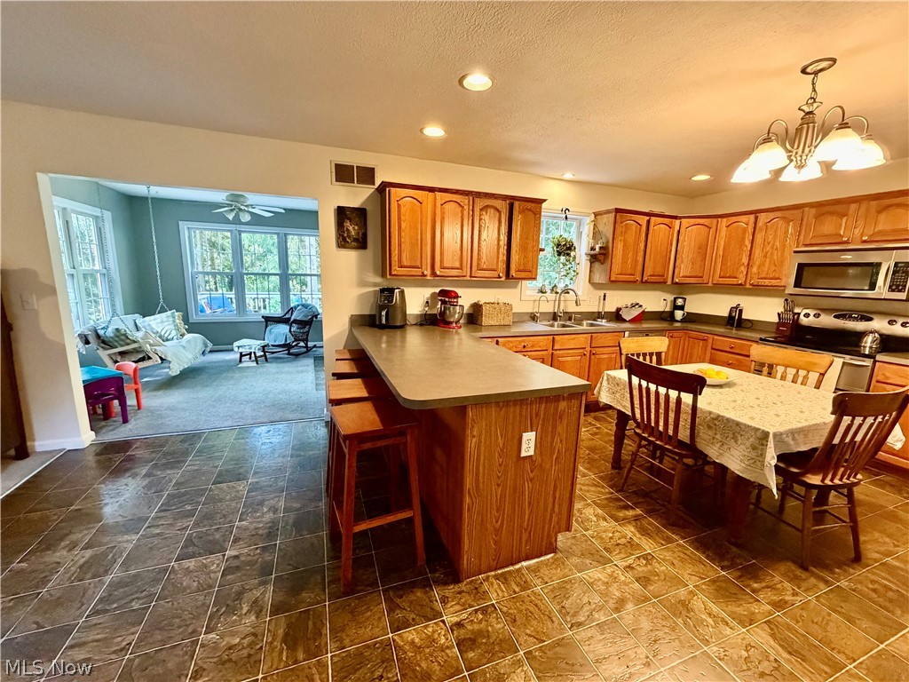 4735 Bentwood New Waterford OH 44445