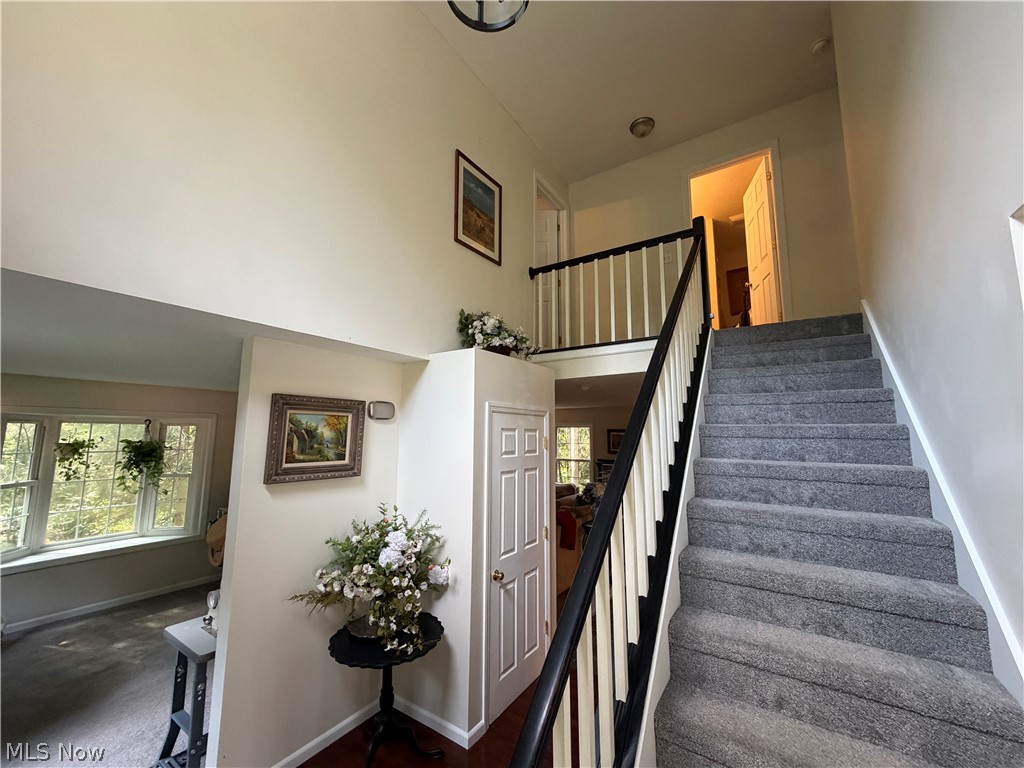 4735 Bentwood New Waterford OH 44445