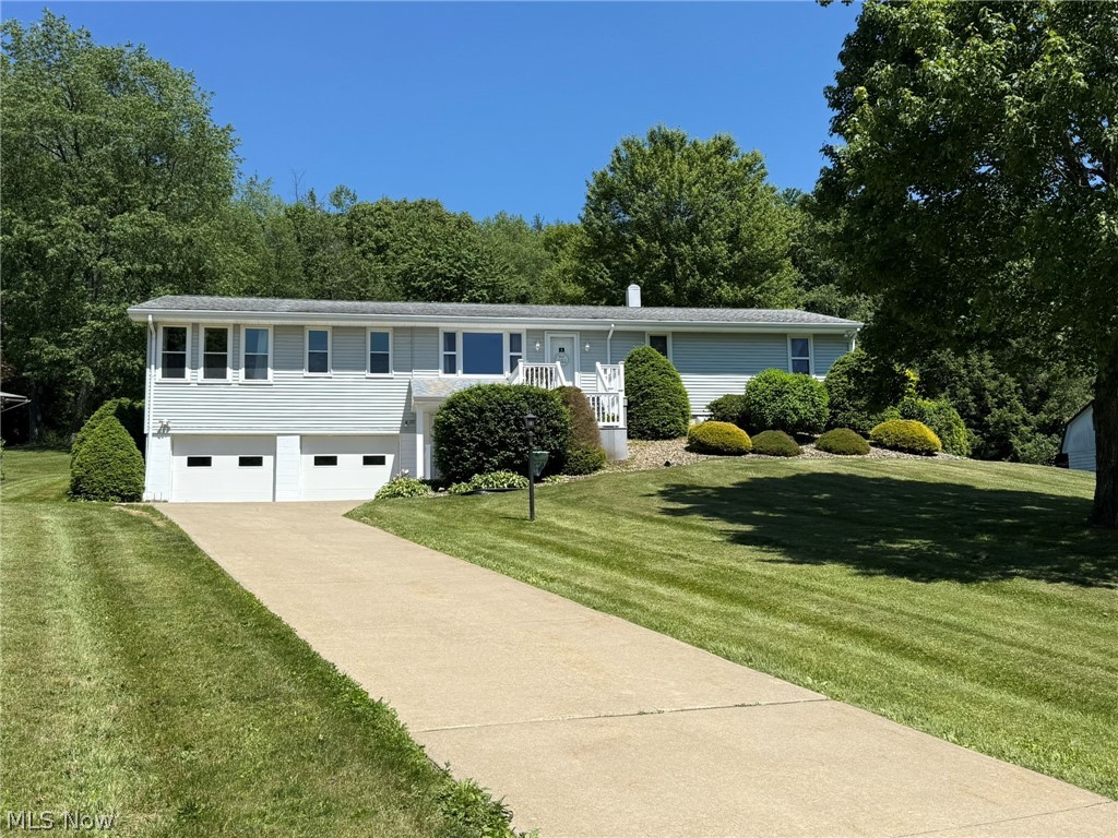 4223 Blacksnake Hill Road NE Dover OH 44622