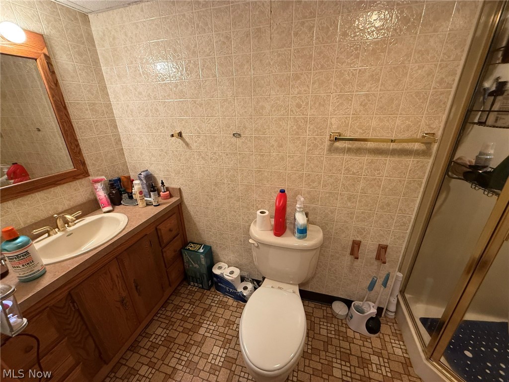 4223 Blacksnake Hill Road NE Dover OH 44622