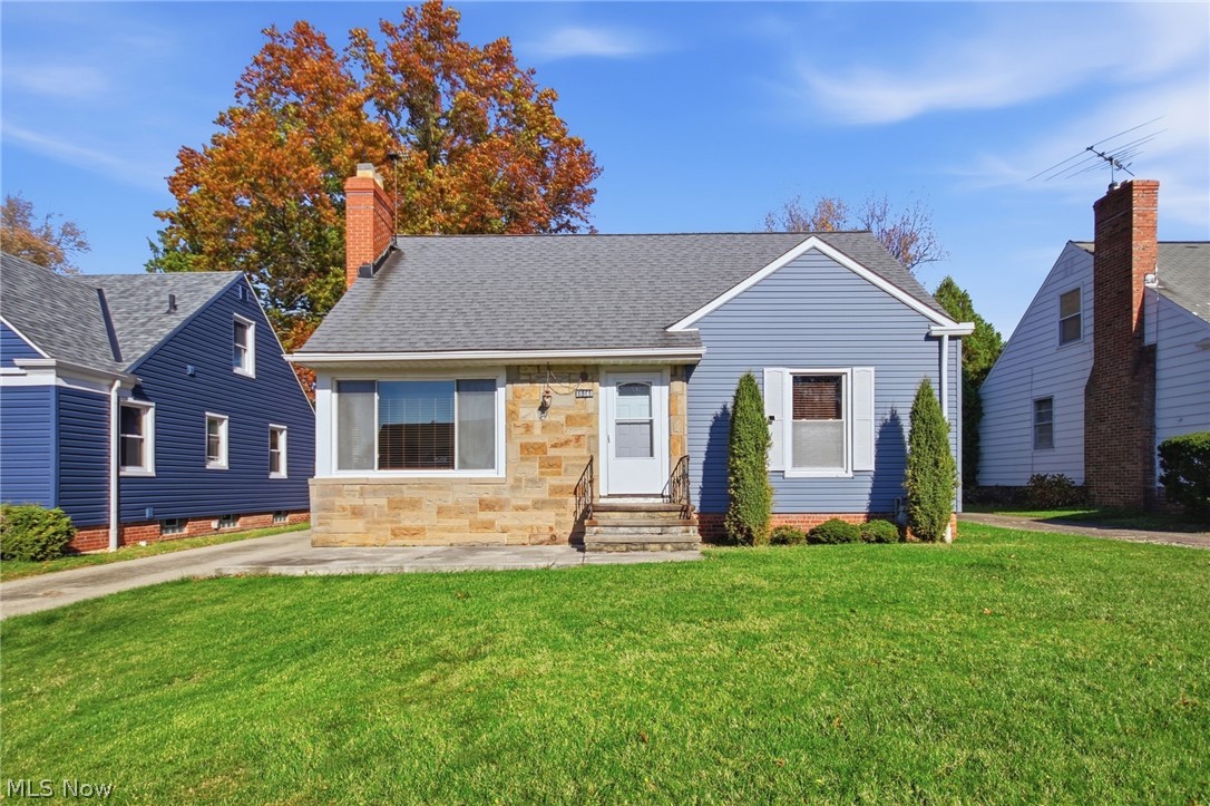 16040 Glenridge Avenue Middleburg Heights OH 44130