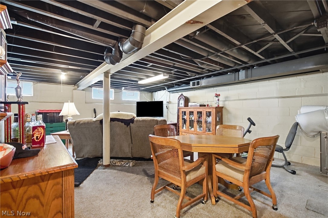 16040 Glenridge Avenue Middleburg Heights OH 44130