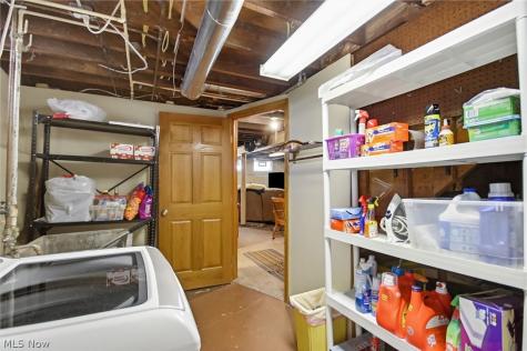 16040 Glenridge Avenue Middleburg Heights OH 44130