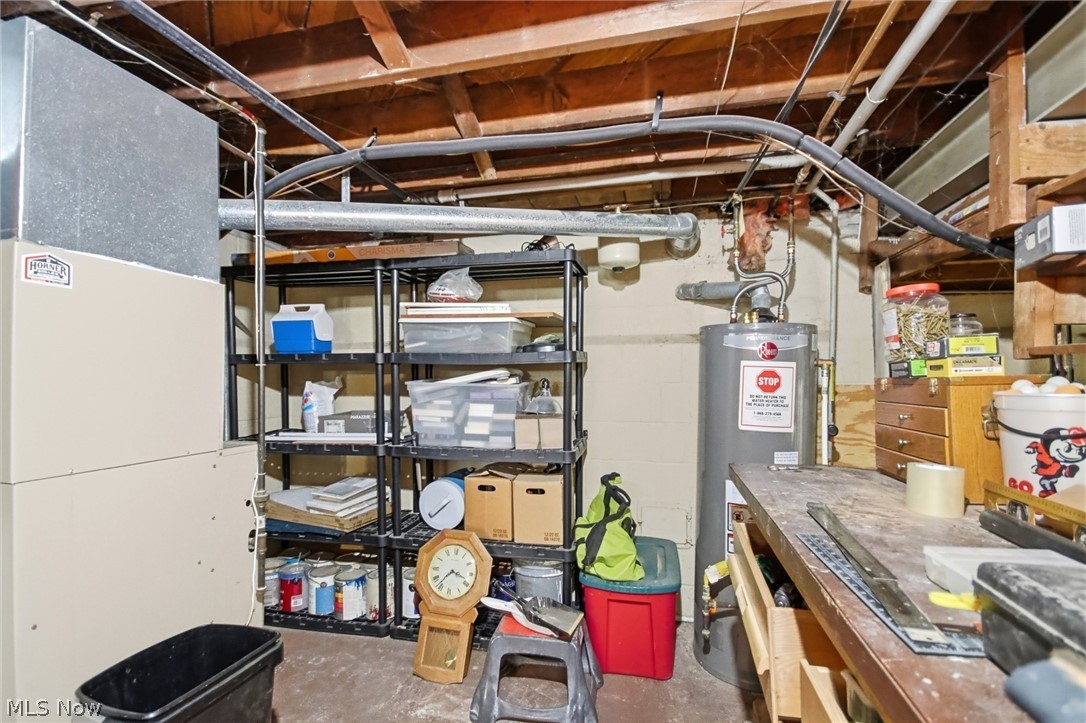 16040 Glenridge Avenue Middleburg Heights OH 44130