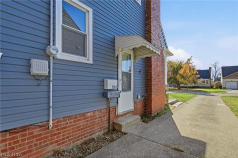 16040 Glenridge Avenue Middleburg Heights OH 44130