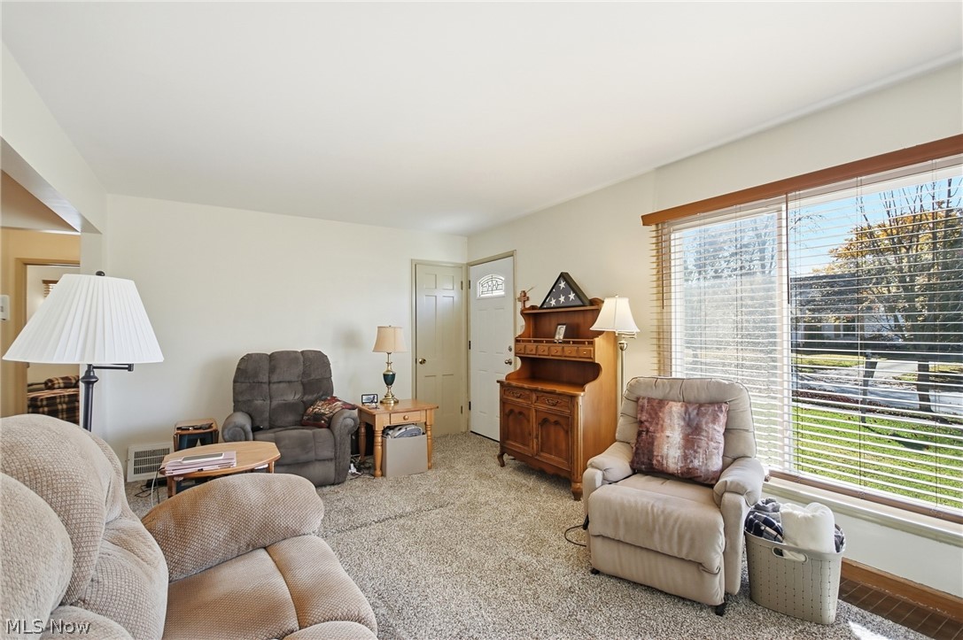 16040 Glenridge Avenue Middleburg Heights OH 44130