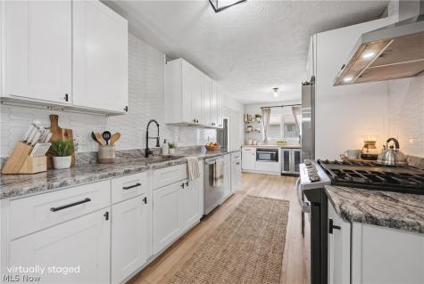 8160 Joyce Road Broadview Heights OH 44147