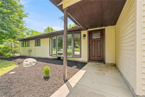 8160 Joyce Road Broadview Heights OH 44147