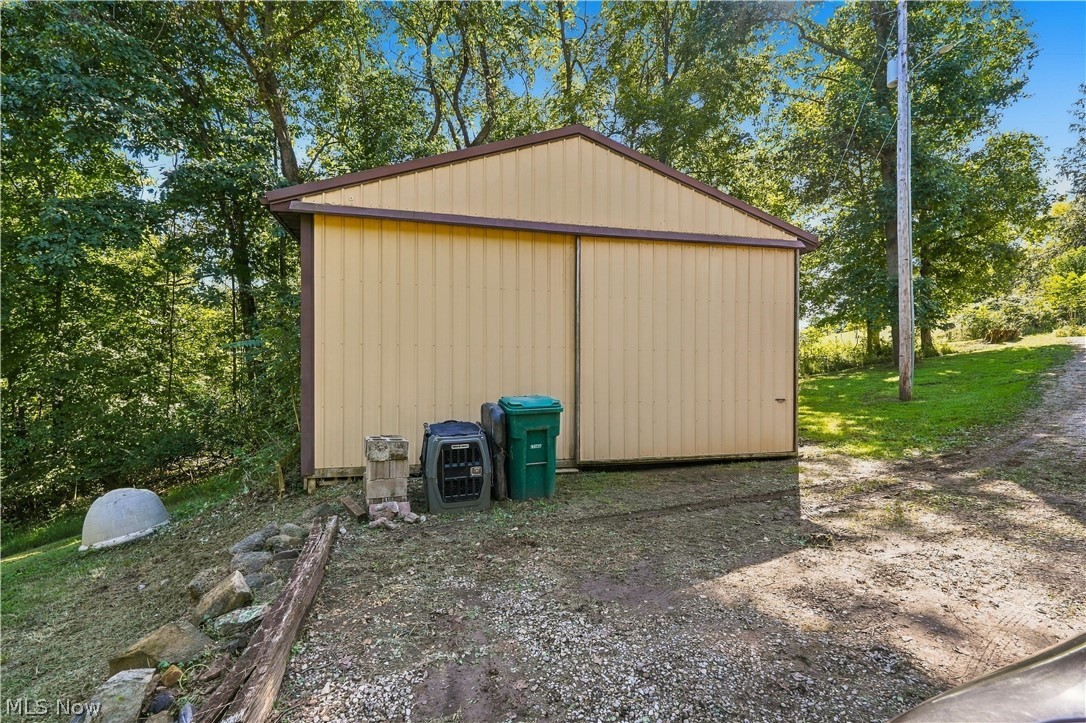 8160 Vickers Hill Road Nashport OH 43830