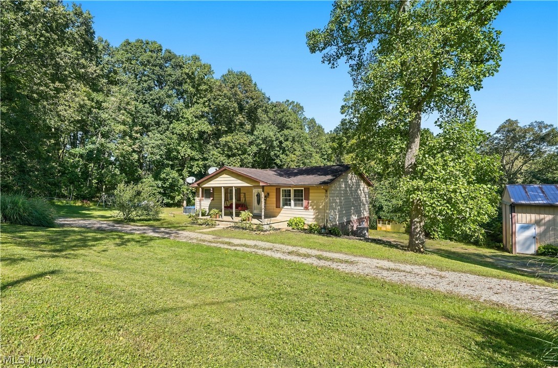 8160 Vickers Hill Road Nashport OH 43830