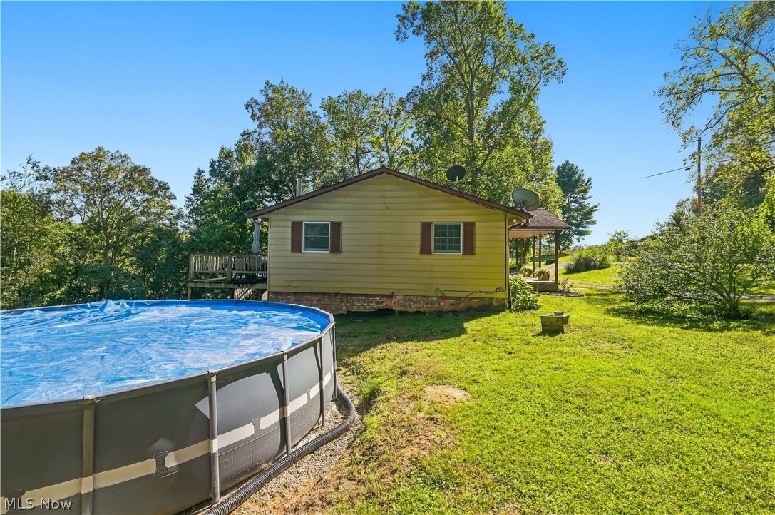 8160 Vickers Hill Road Nashport OH 43830