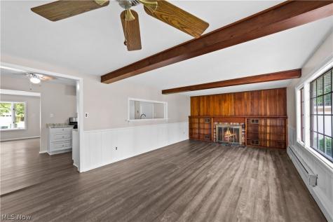 8991 Lynnhaven Road Parma Heights OH 44130