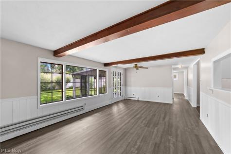 8991 Lynnhaven Road Parma Heights OH 44130