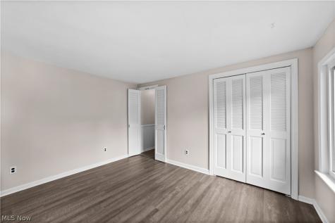 8991 Lynnhaven Road Parma Heights OH 44130