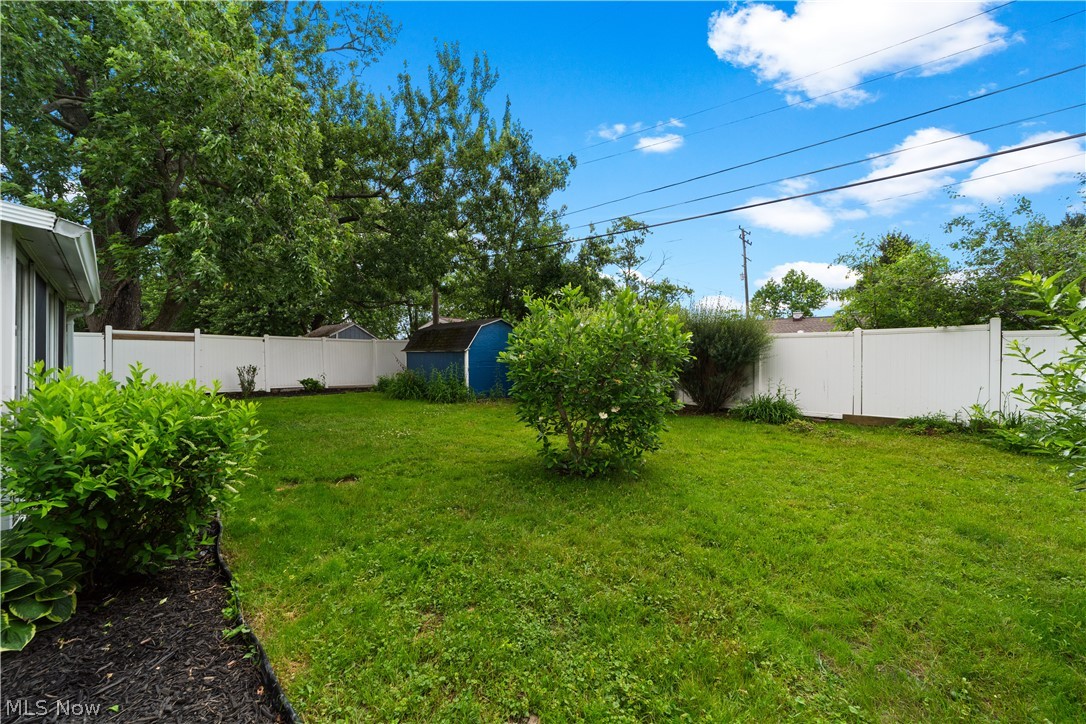 8991 Lynnhaven Road Parma Heights OH 44130
