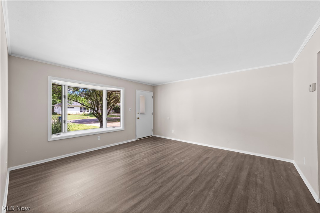 8991 Lynnhaven Road Parma Heights OH 44130
