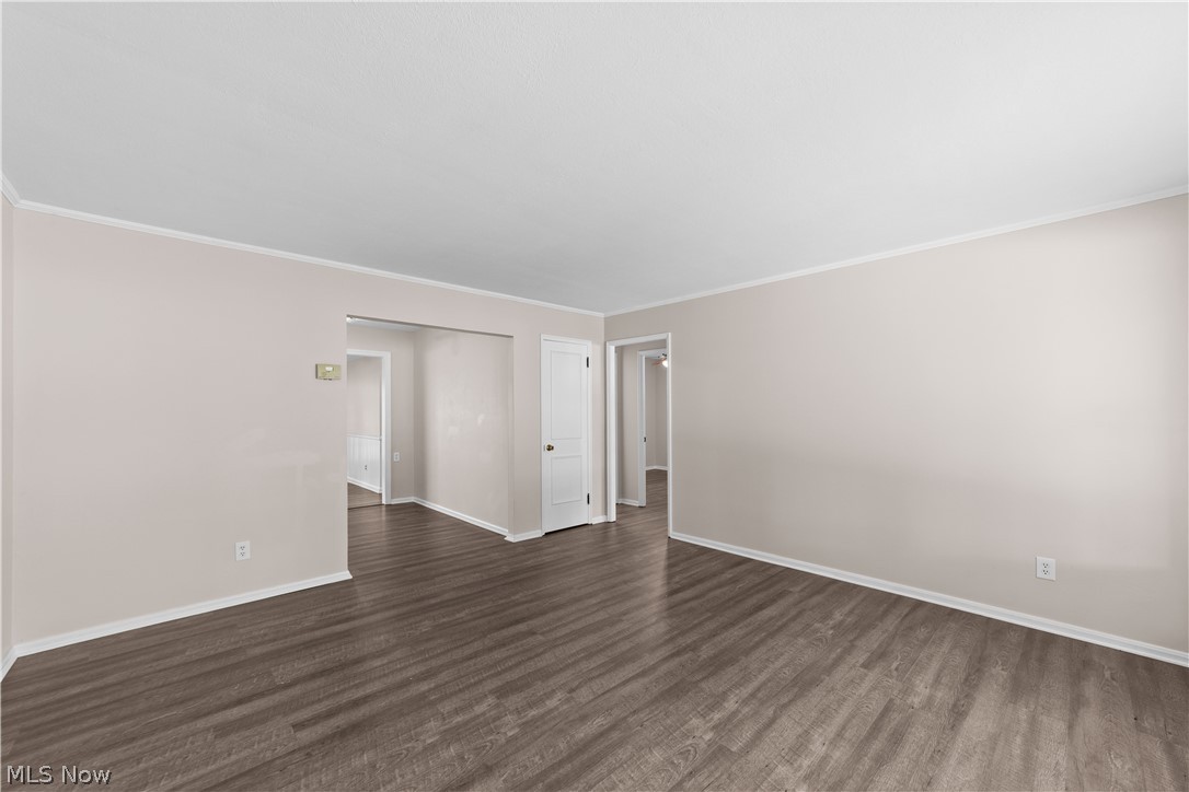 8991 Lynnhaven Road Parma Heights OH 44130