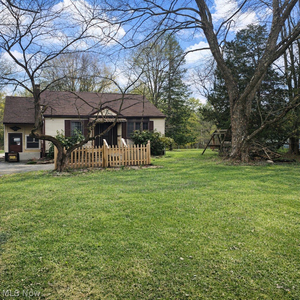 744 Carson Salt Springs Road Mineral Ridge OH 44440