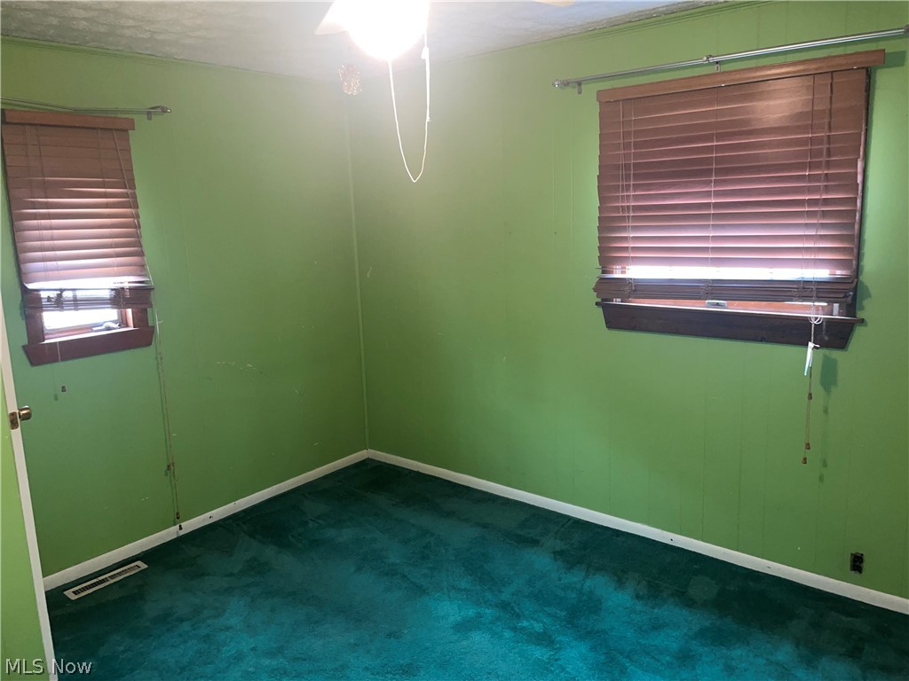 744 Carson Salt Springs Road Mineral Ridge OH 44440