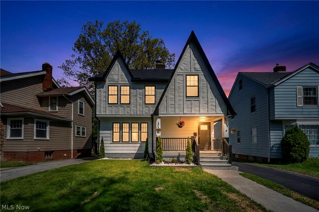 3741 Woodridge Road Cleveland Heights OH 44121