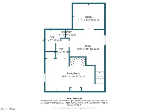 3741 Woodridge Road Cleveland Heights OH 44121