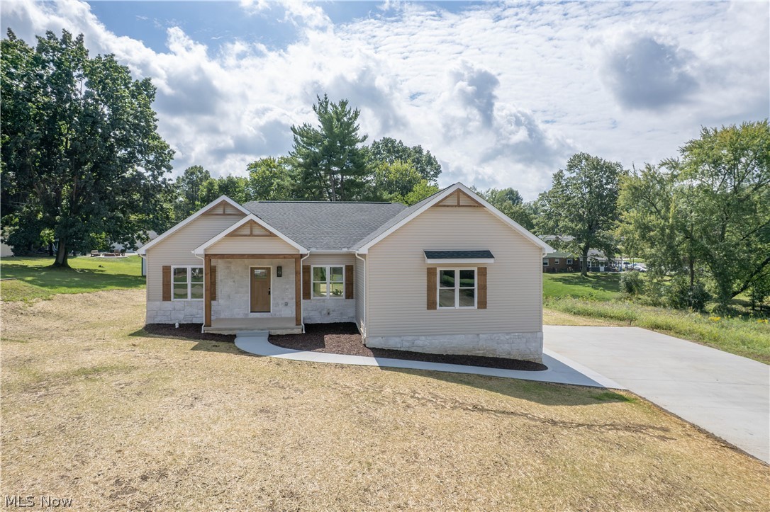 4327 Skycrest Drive NW Canton OH 44718