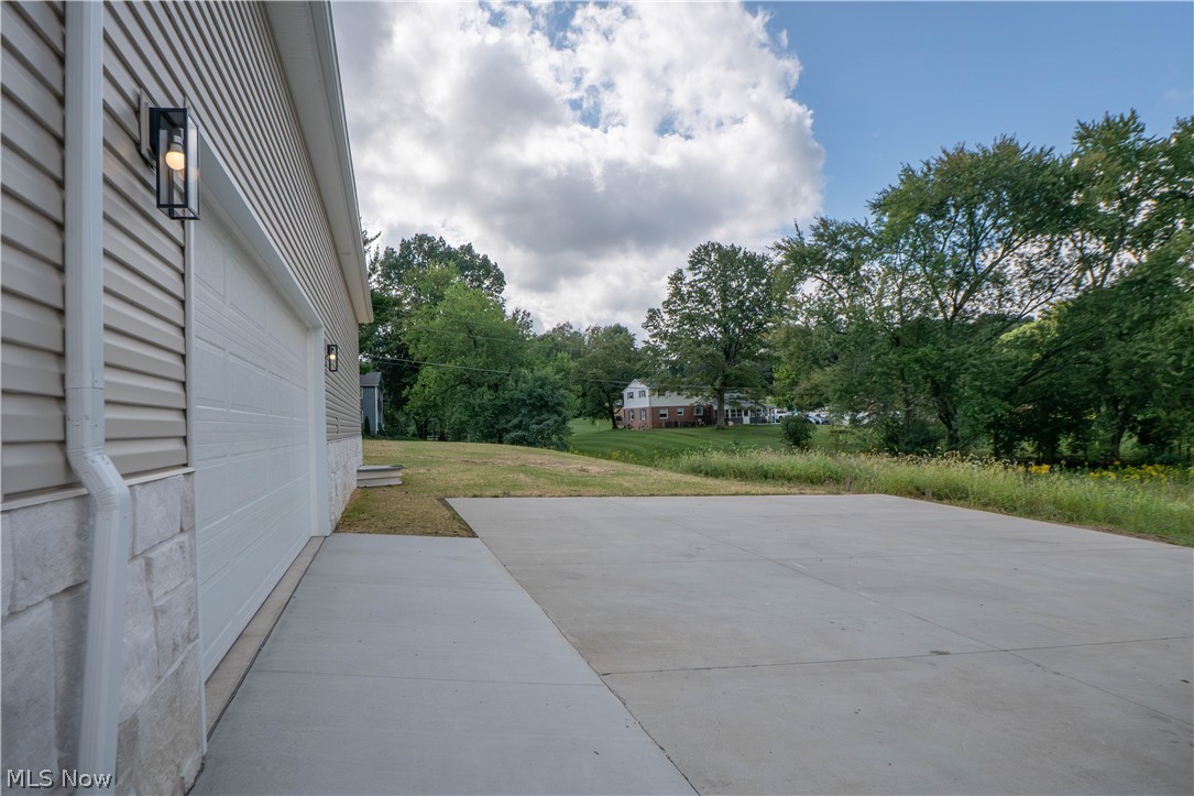 4327 Skycrest Drive NW Canton OH 44718