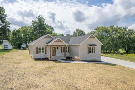 4327 Skycrest Drive NW Canton OH 44718