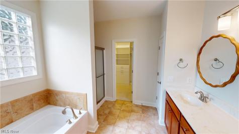 4457 Forest Lake Court Stow OH 44224