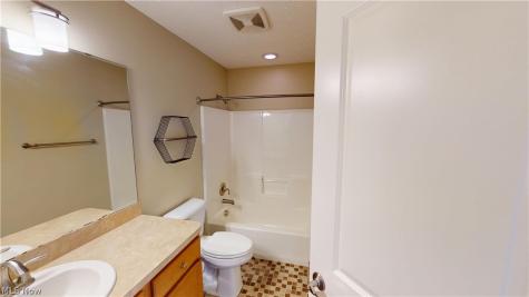 4457 Forest Lake Court Stow OH 44224