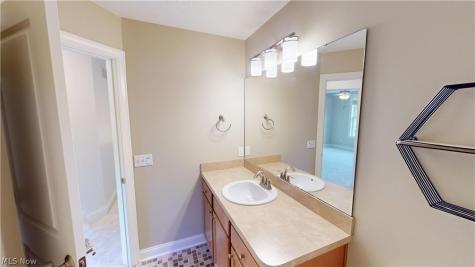 4457 Forest Lake Court Stow OH 44224