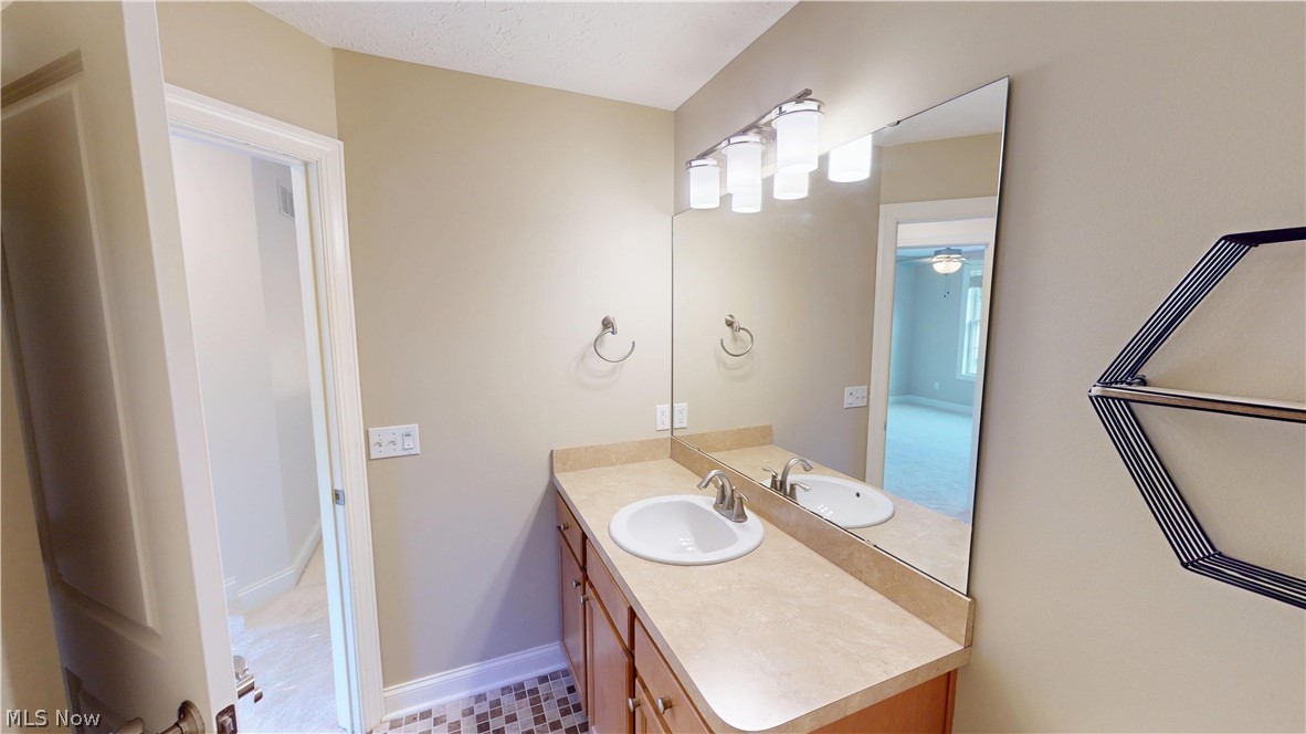 4457 Forest Lake Court Stow OH 44224