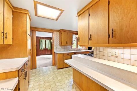 177 N Scranton Street Ravenna OH 44266