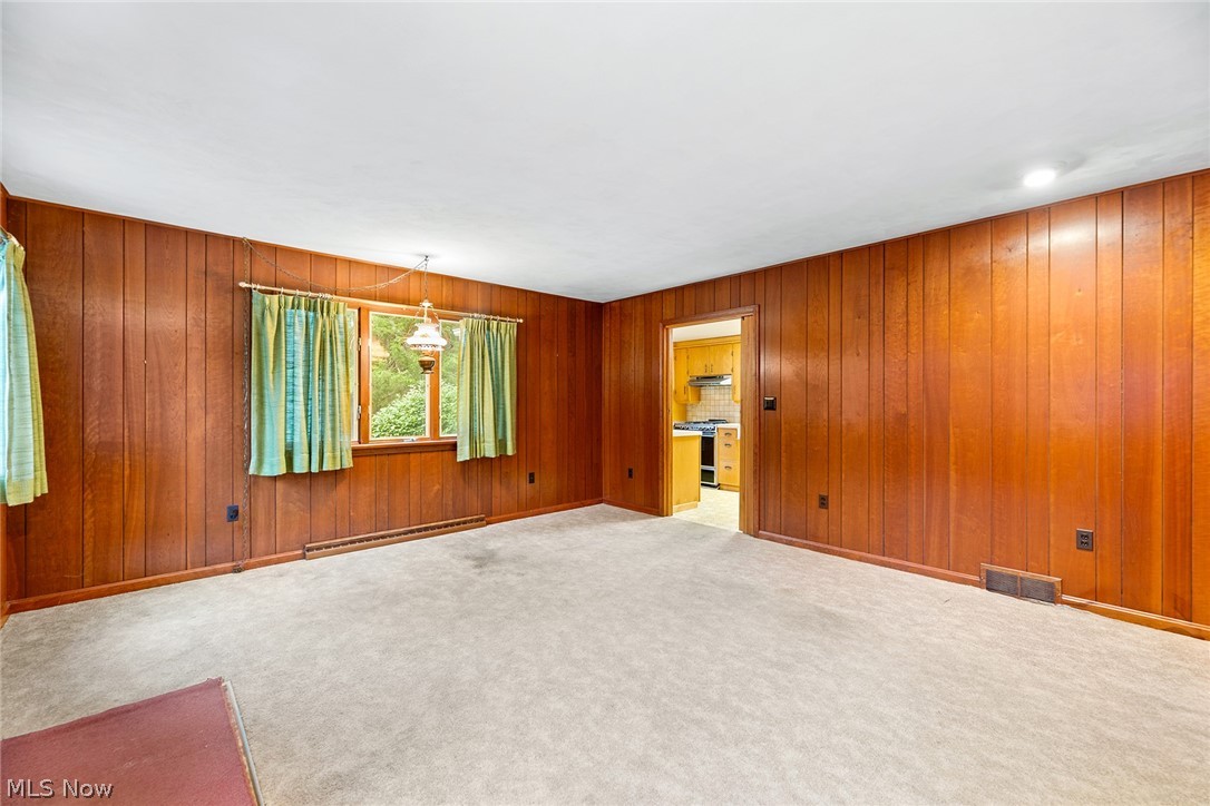 177 N Scranton Street Ravenna OH 44266