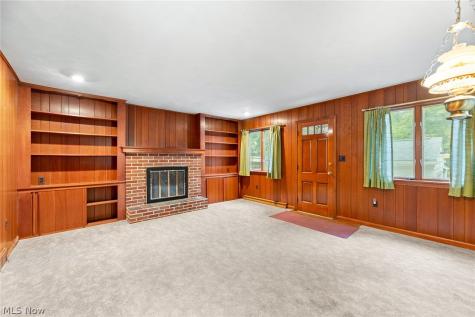 177 N Scranton Street Ravenna OH 44266