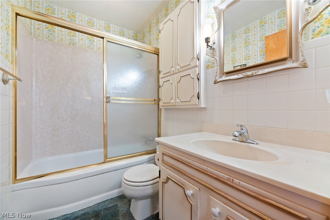 177 N Scranton Street Ravenna OH 44266
