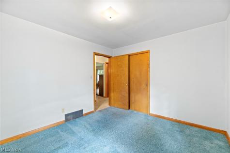 177 N Scranton Street Ravenna OH 44266