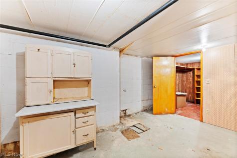 177 N Scranton Street Ravenna OH 44266