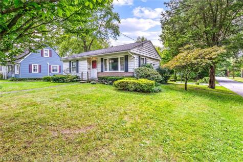 177 N Scranton Street Ravenna OH 44266