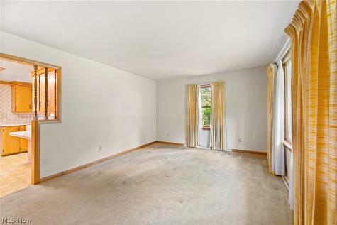 177 N Scranton Street Ravenna OH 44266