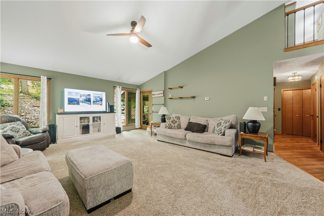 2402 Woodlawn Dover OH 44622