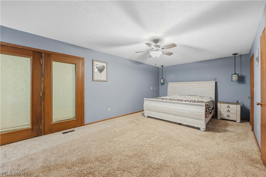 2402 Woodlawn Dover OH 44622