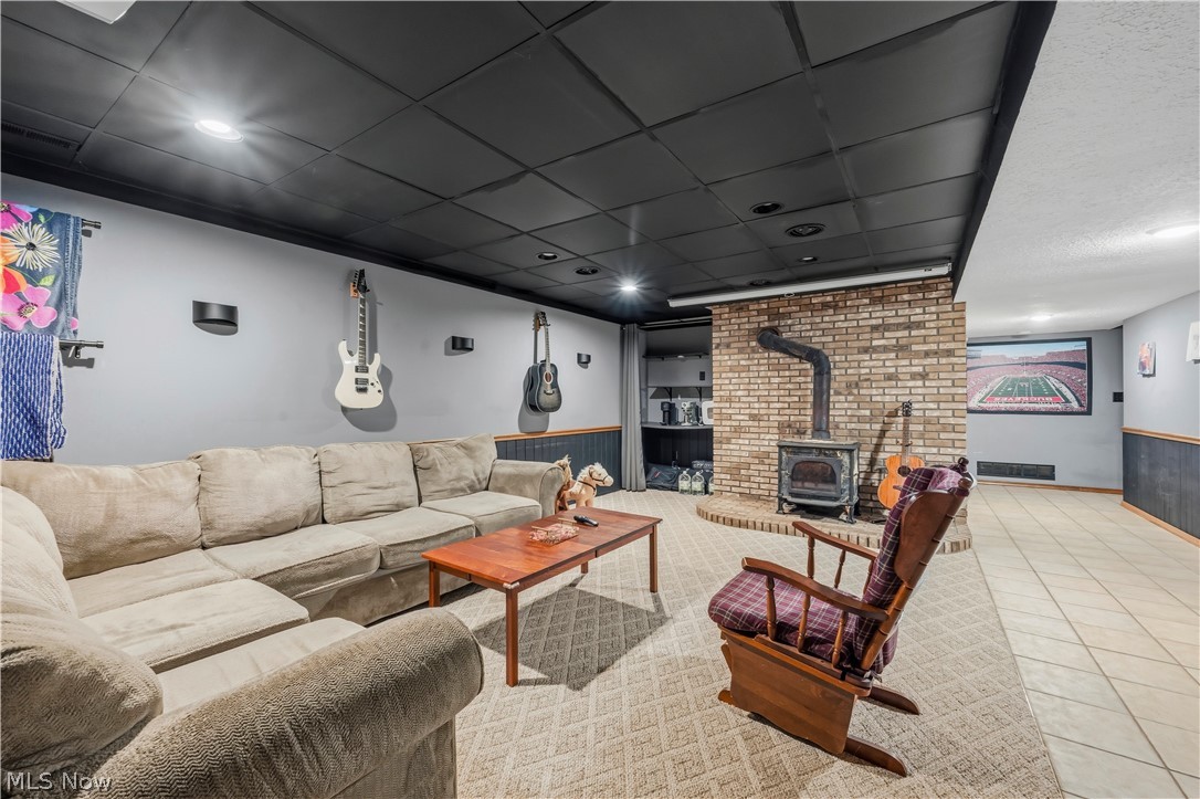 2402 Woodlawn Dover OH 44622