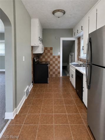 14312 Scioto Avenue Cleveland OH 44112