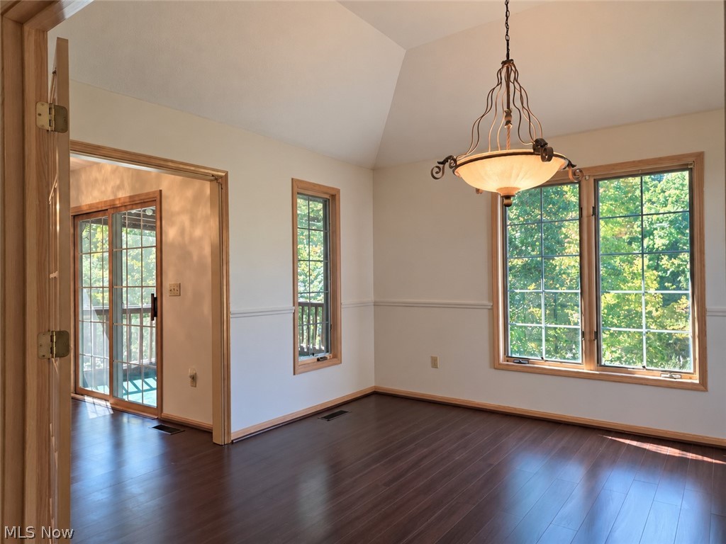9286 Forest Point Drive Macedonia OH 44056