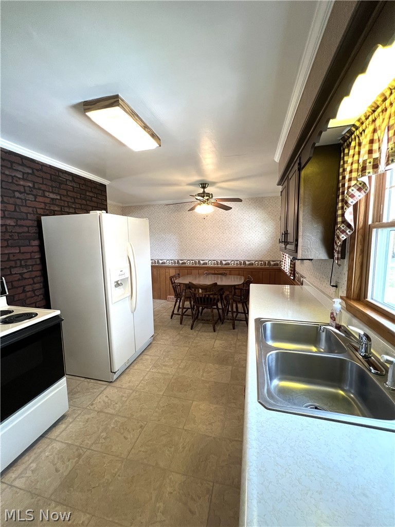 506 W Main Street East Palestine OH 44413